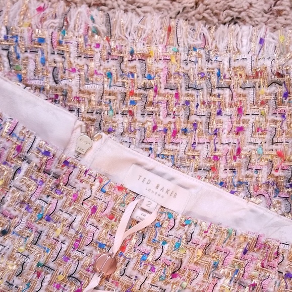 🍒NWT🍒 TED BAKER LORELAS TWEED BOUCLE MINI SKIRT - Picture 3 of 8